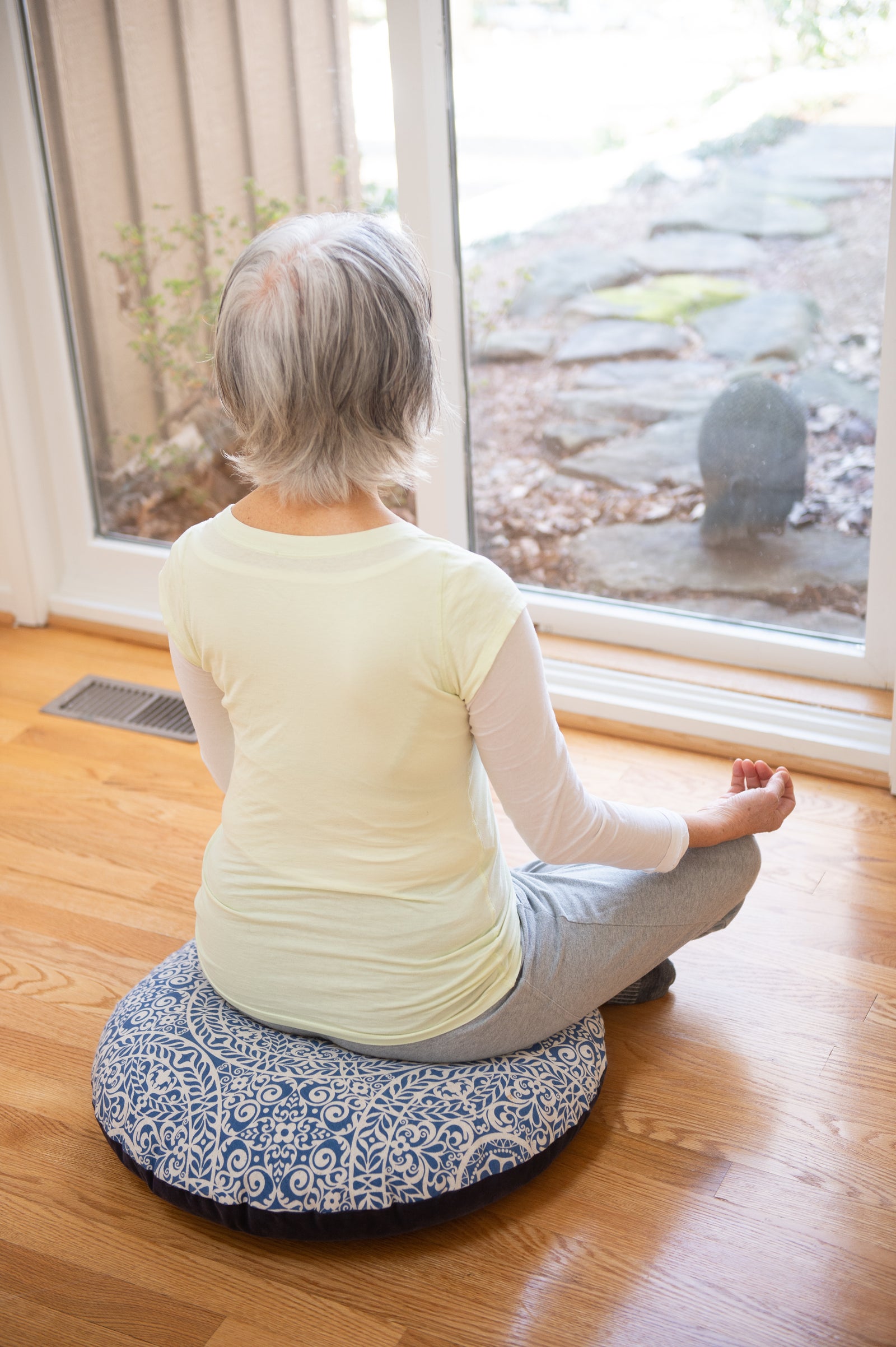 ComfyRound Large Zafu Meditation Floor Cushion ComfyComfy Canada